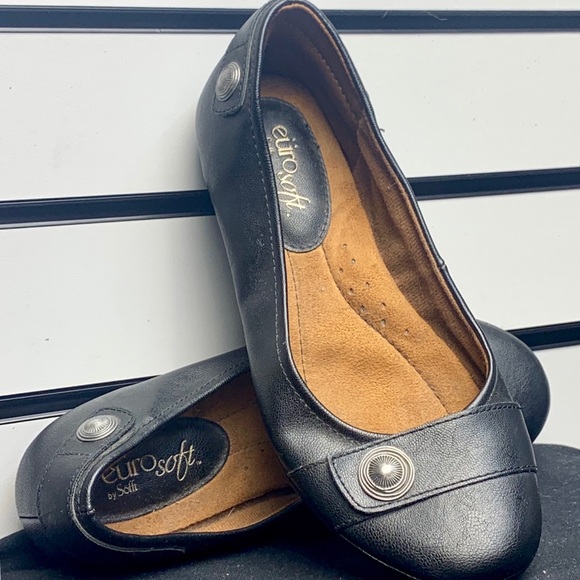 sofft shoes flats